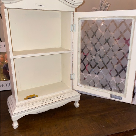 Hand Painted Vintage Jewelry Box - Picture 2 of 2